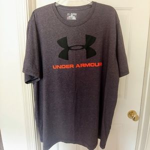 💥3/$25 - Under Armour Shirt💥